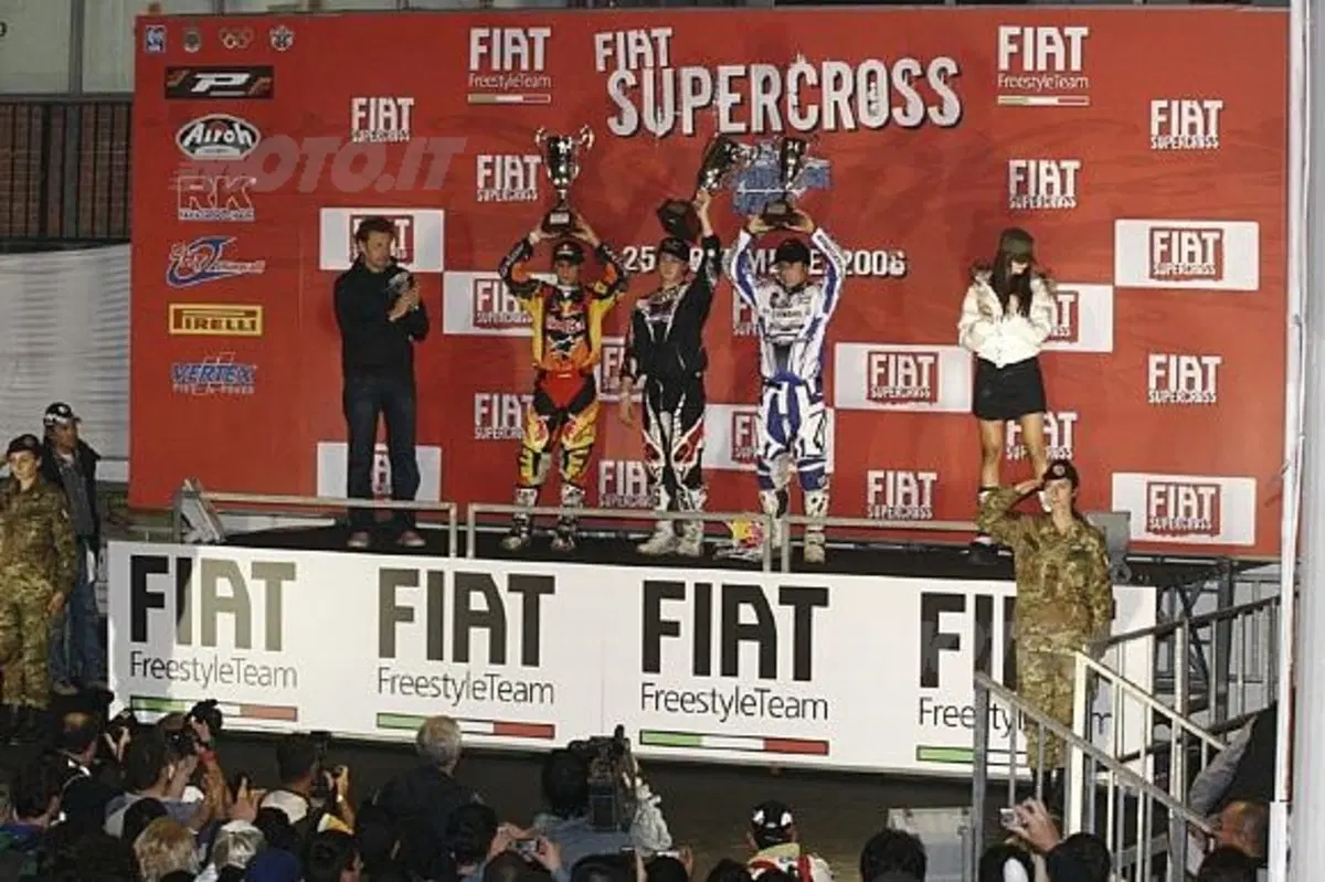 Supercross di Genova, manca poco a sabato.  Parla Cairoli (4)