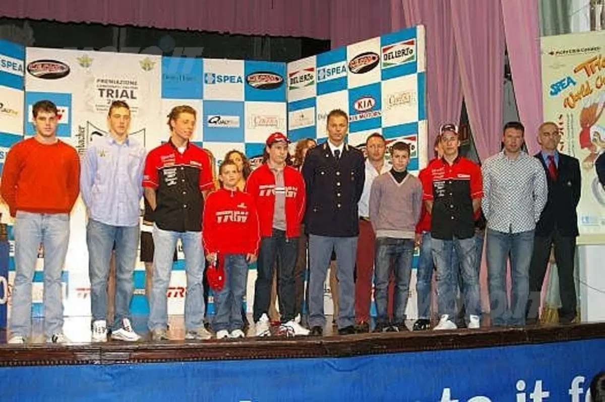 Rapallo, ed una bella giornata di sole, hanno accolto i partecipanti alla premiazione del Campionato