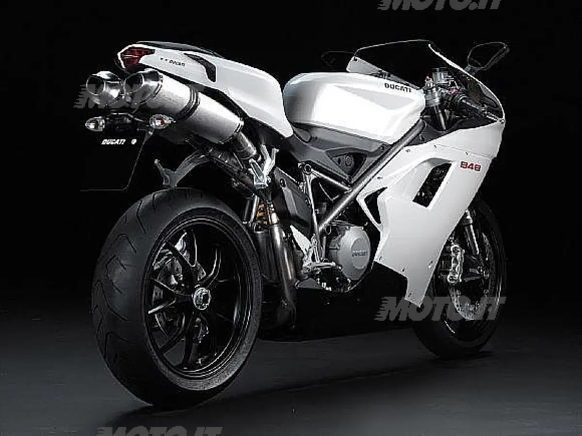 Ducati mostra i suoi gioielli a Roma (3)