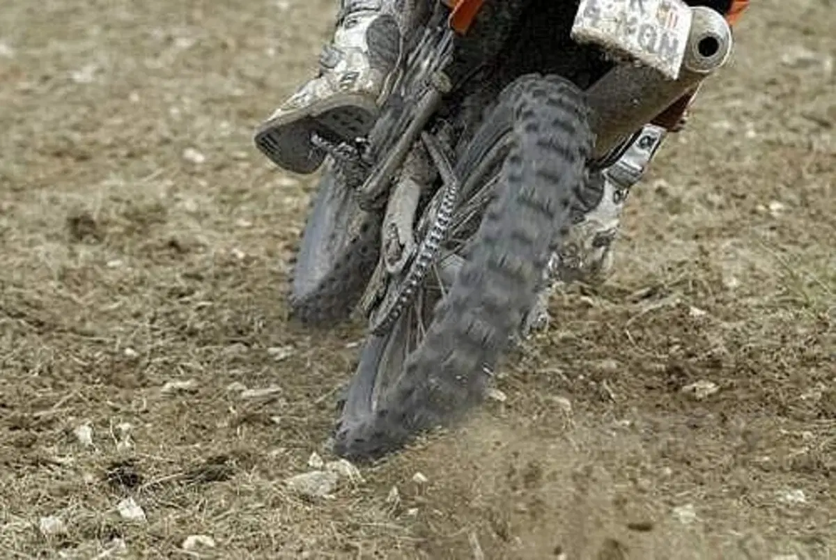 KTM Adventure Tours Italia presenta i primi camp 2008 di Enduro e Supermotard (2)