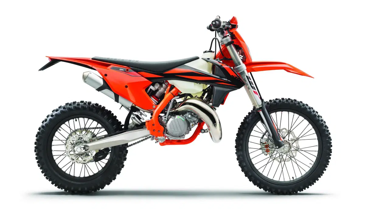 KTM EXC 2019: otto Enduro a 2 e 4 tempi da 125 a 500 cc (4)