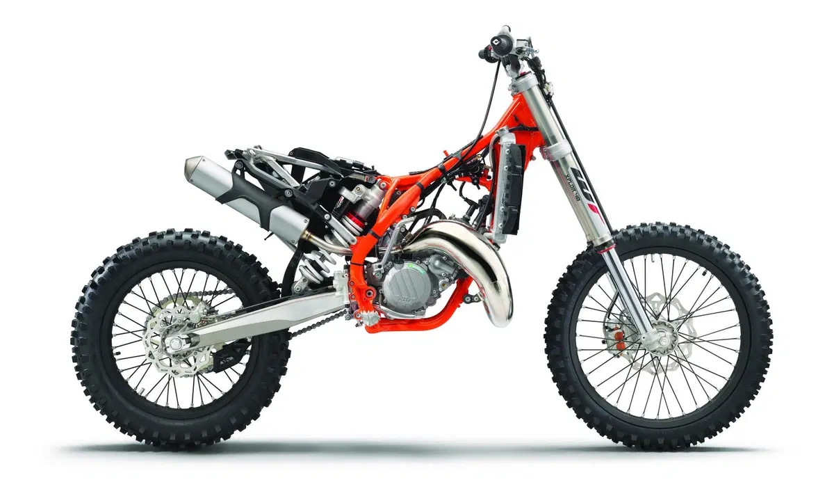 KTM EXC 2019: otto Enduro a 2 e 4 tempi da 125 a 500 cc (5)