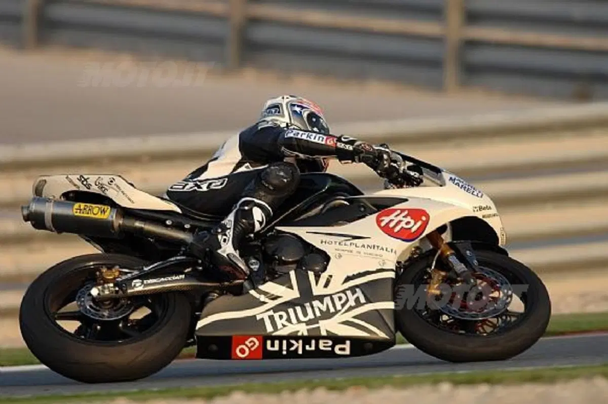 Il Team Triumph Italia Be1 Racing conclude i test a Doha  (2)