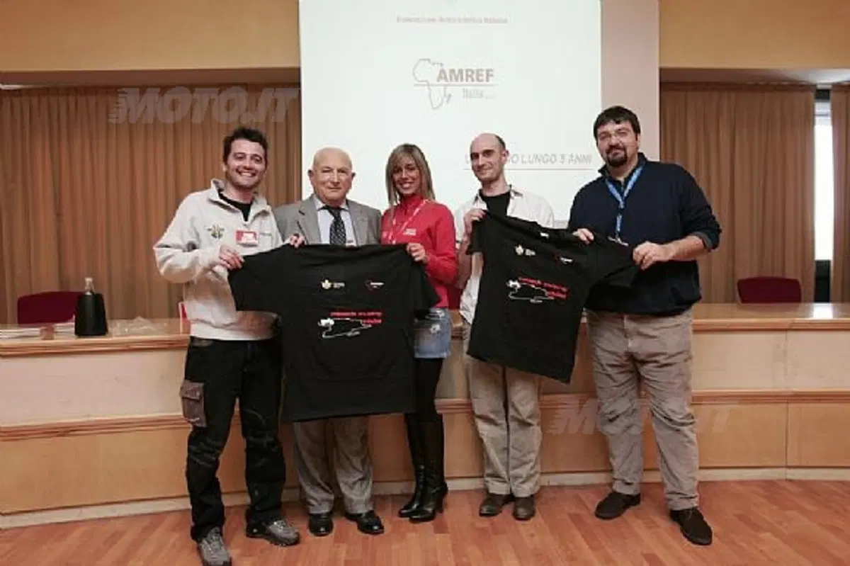 Federmoto ed AMREF Italia insieme anche per il 2008