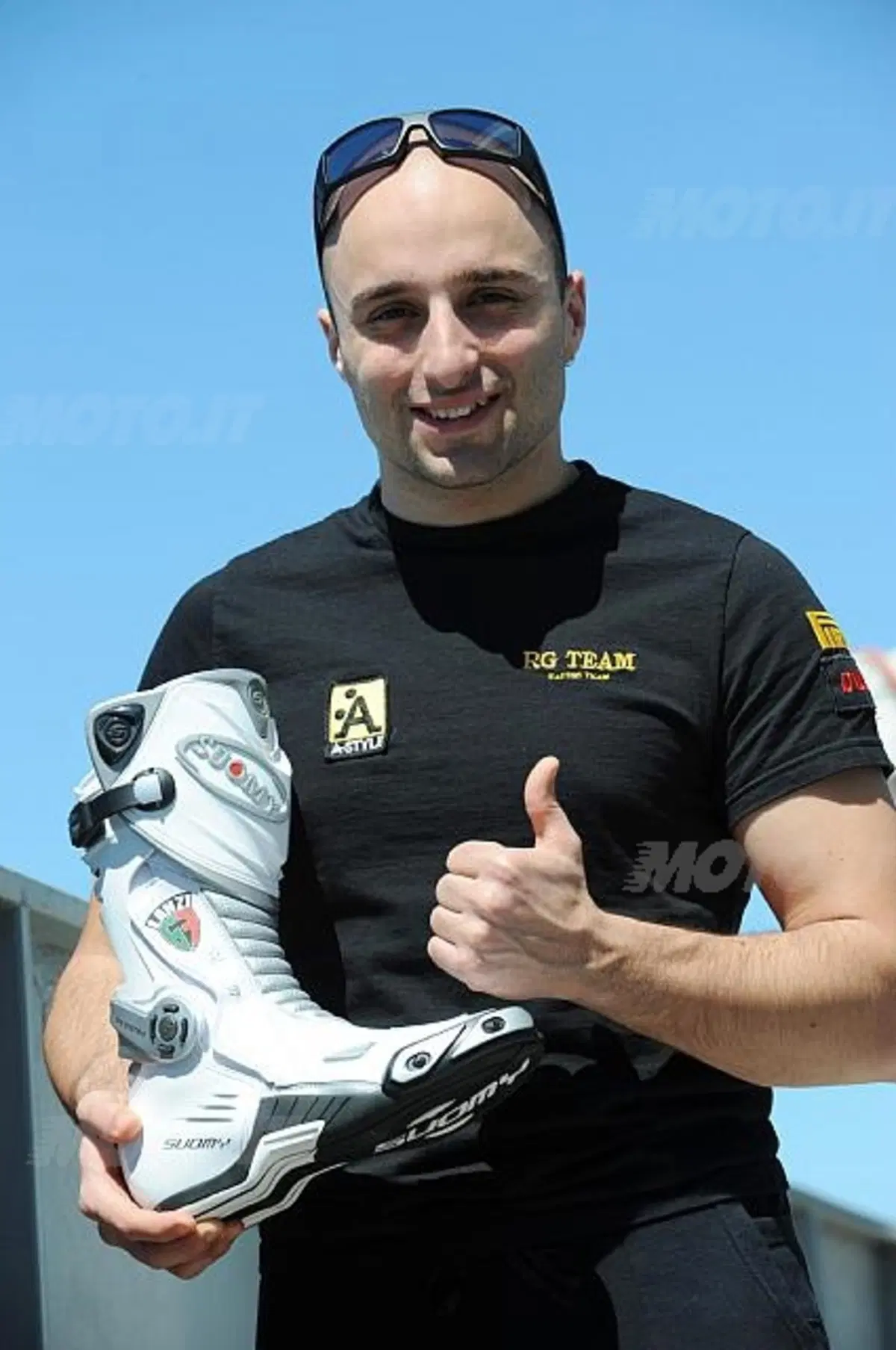 Lanzi è il primo pilota ad indossare in pista gli stivali Suomy