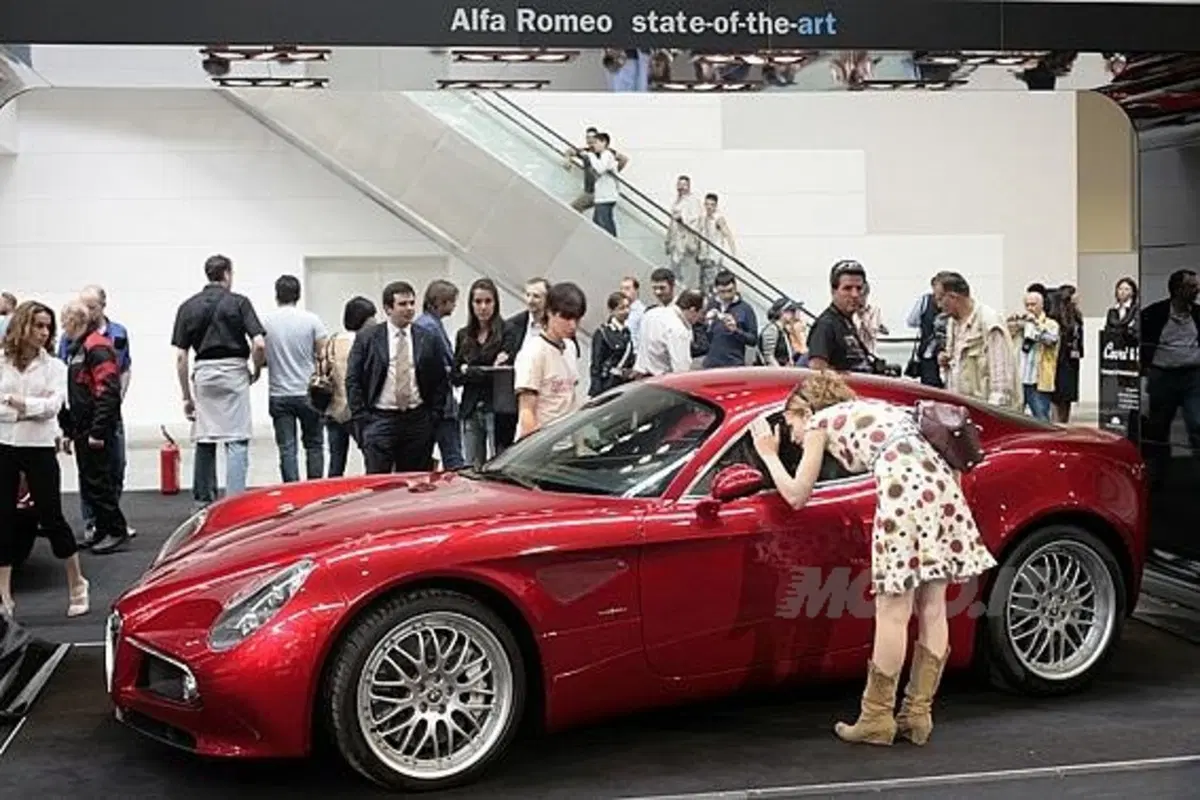 FUORISERIE, le auto e le moto d'epoca sfilano a Roma il 12 e 13 aprile. Le migliori occasioni dei pr (2)