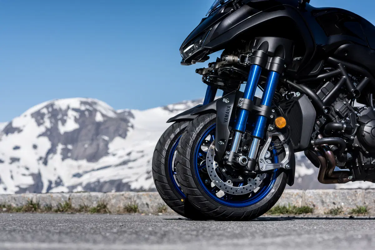Yamaha Niken. Mutazione del terzo tipo (19)