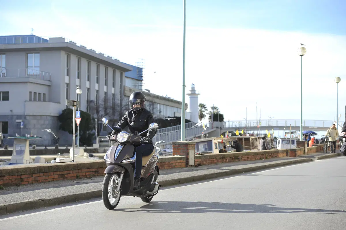Piaggio Liberty 125 e 150 (4)