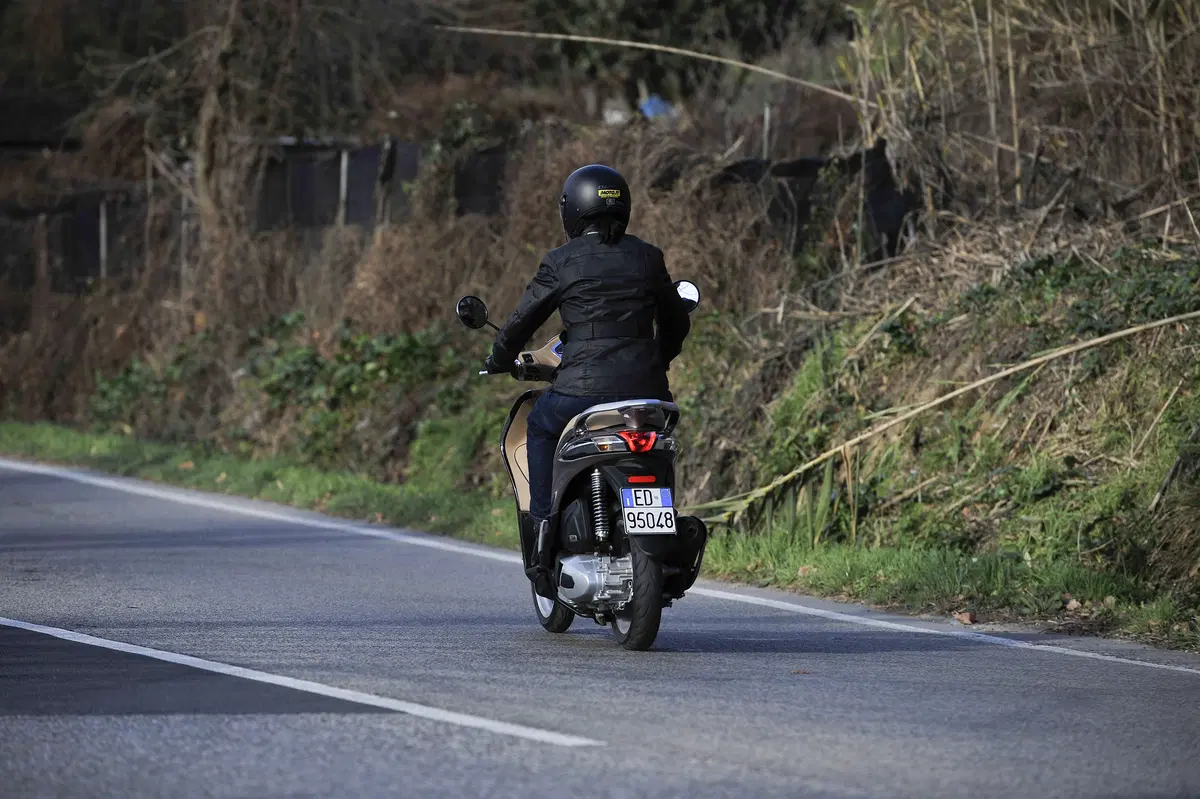 Piaggio Liberty 125 e 150 (8)