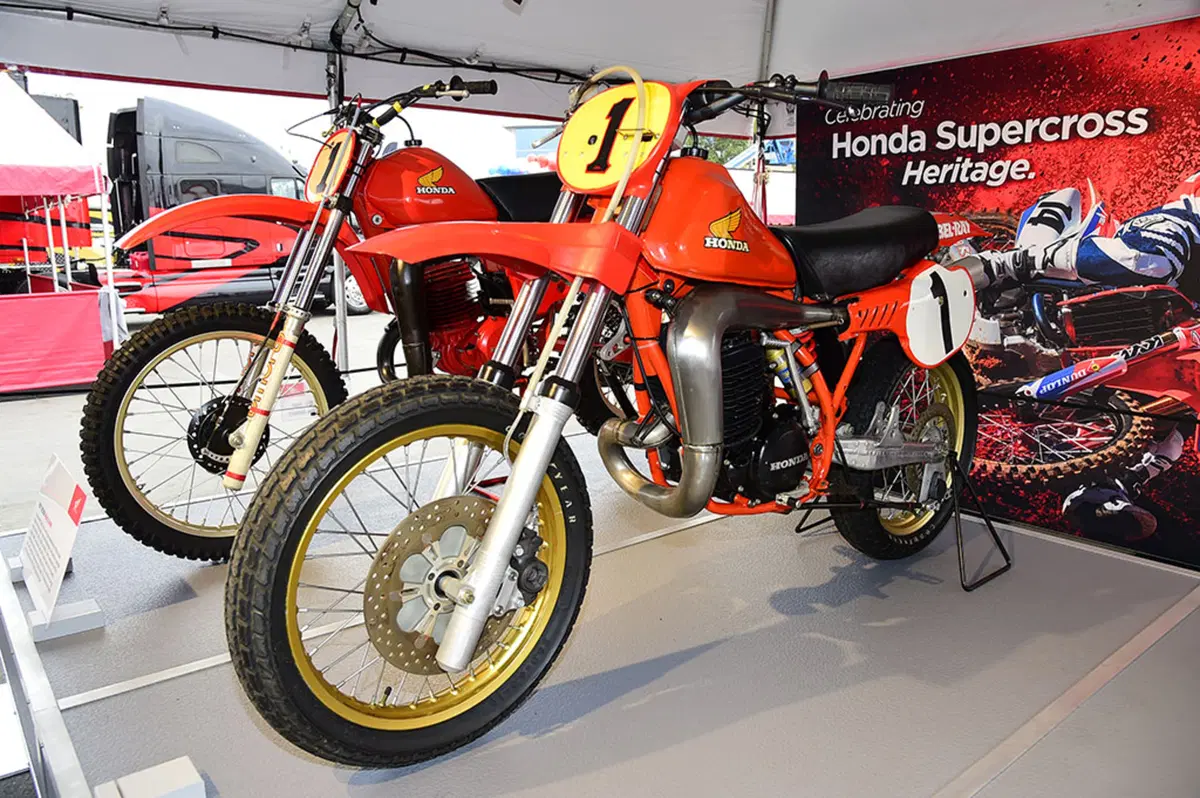 Supercross. Le foto più belle di Anaheim 2 (39)