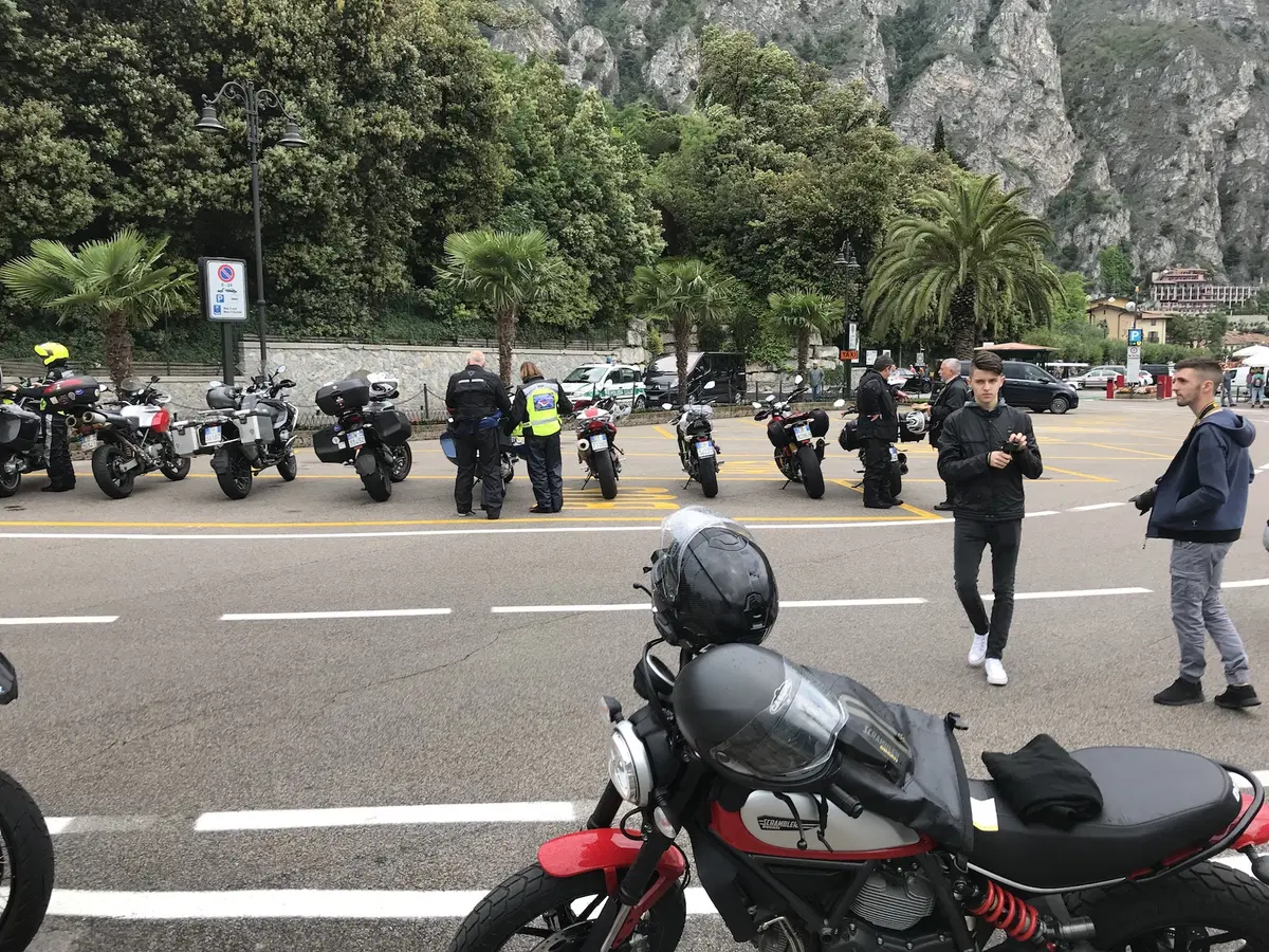 Motoraduno solidale: a Limone per la Fondazione Italiana 2 ruote (2)