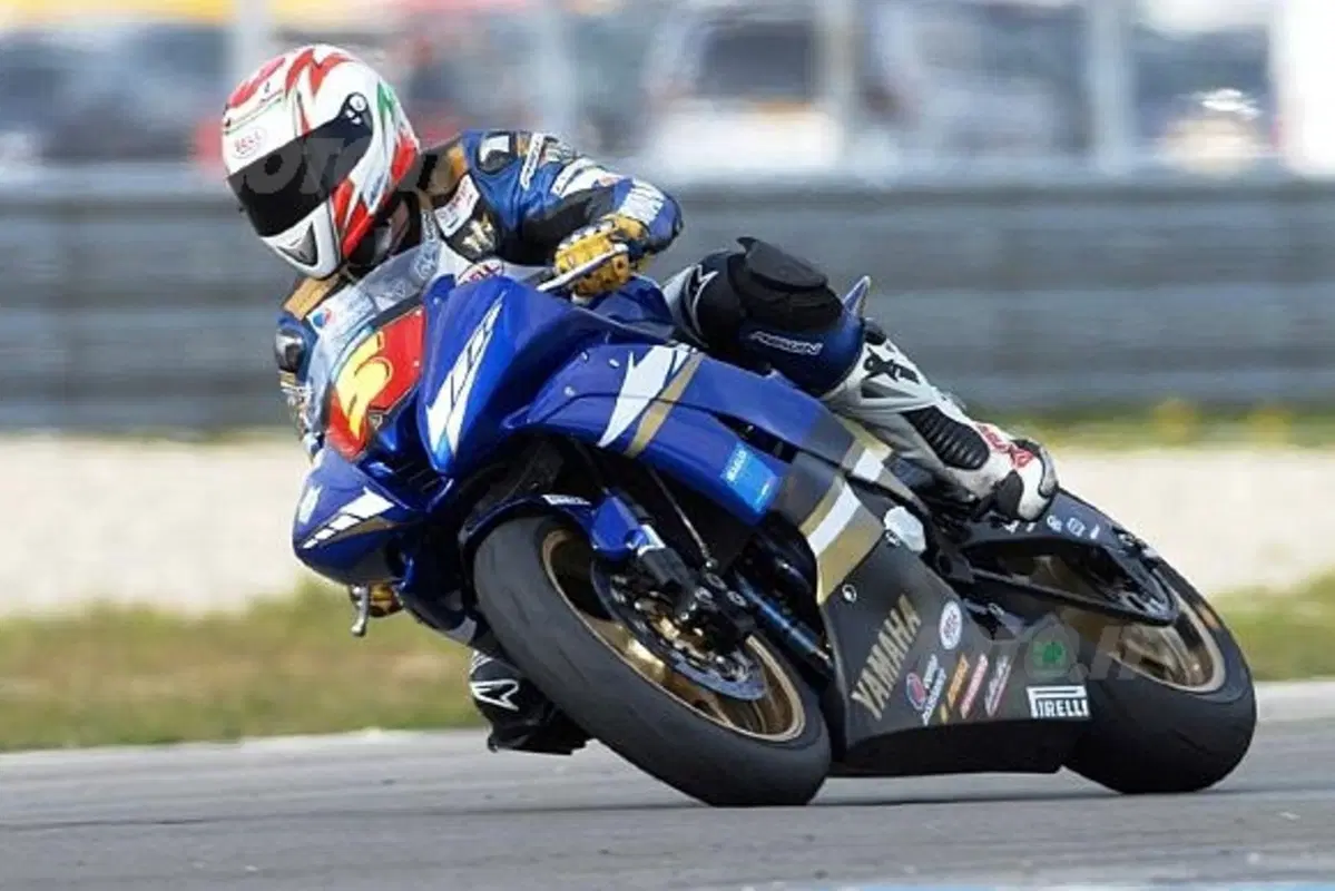 Marco Bussolotti vince il Gp d’Europa nella 600 Superstock. Donington si colora d'azzurro (2)