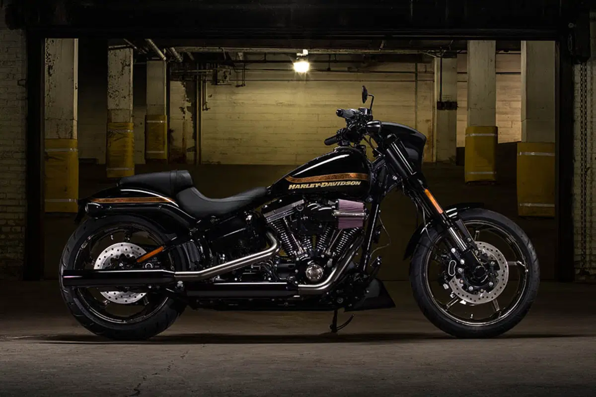 Harley-Davidson CVO - Custom Vehicle Operations 1800 Breakout Pro Street (2016 - 17) - FXSBSE (7)