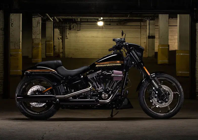 Harley-Davidson CVO - Custom Vehicle Operations 1800 Breakout Pro Street (2016 - 17) - FXSBSE (7)