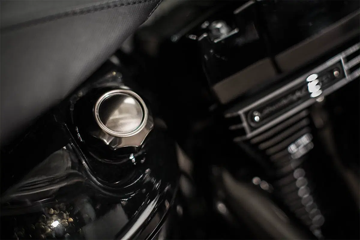 Harley-Davidson CVO - Custom Vehicle Operations 1800 Breakout Pro Street (2016 - 17) - FXSBSE (10)