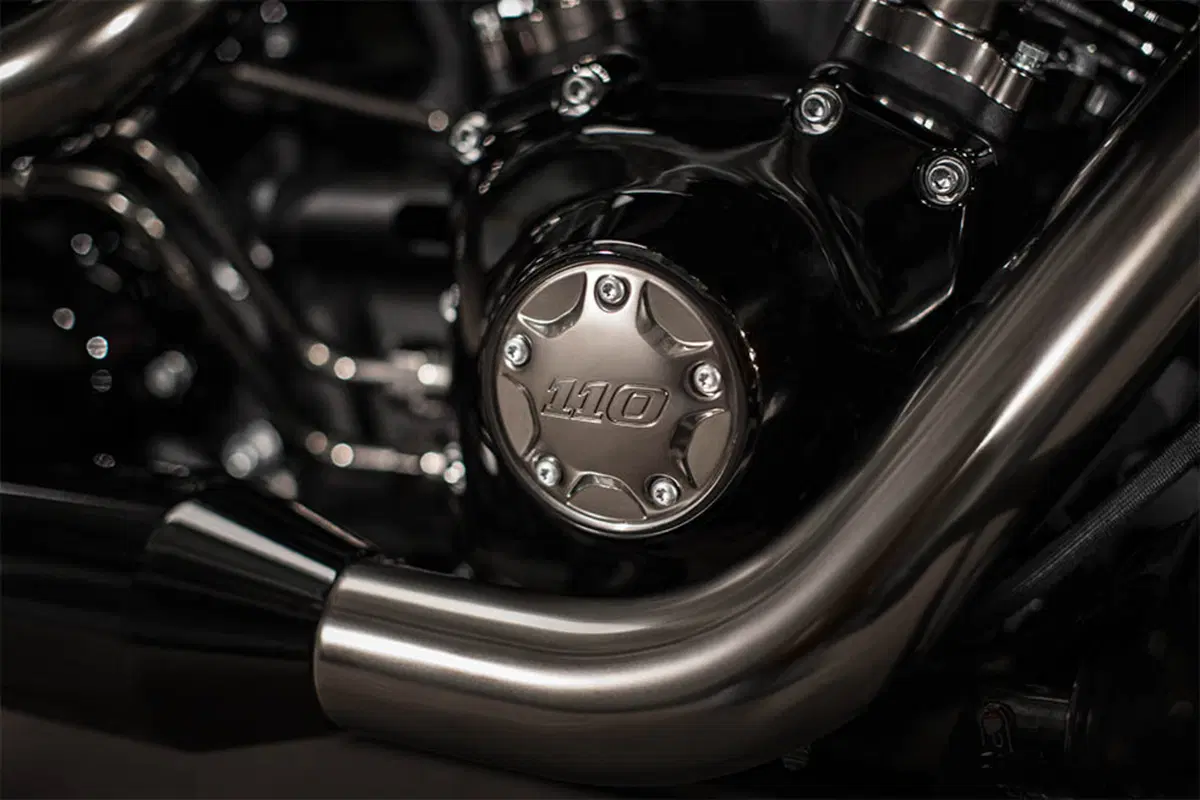 Harley-Davidson CVO - Custom Vehicle Operations 1800 Breakout Pro Street (2016 - 17) - FXSBSE (11)