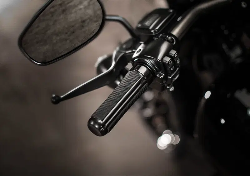 Harley-Davidson CVO - Custom Vehicle Operations 1800 Breakout Pro Street (2016 - 17) - FXSBSE (12)