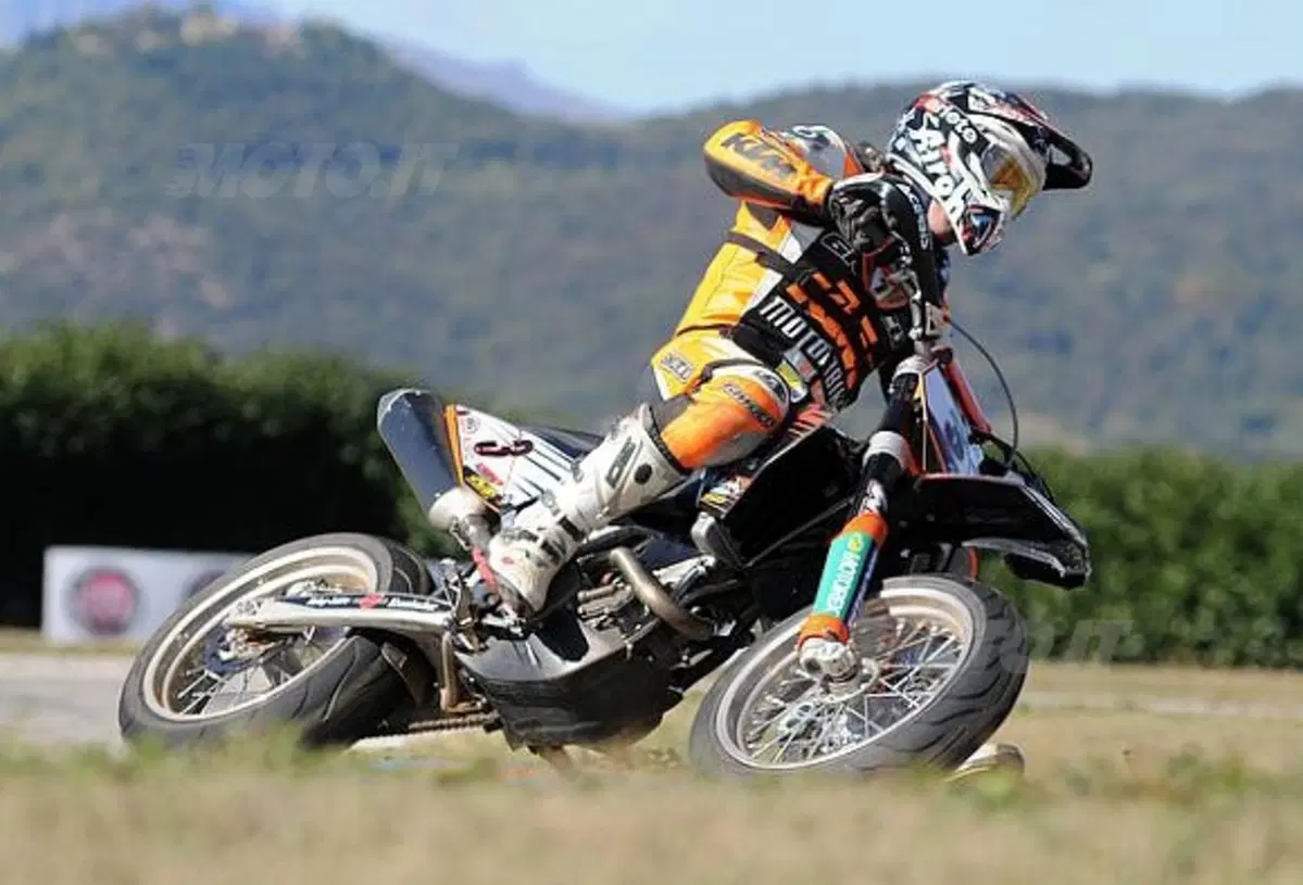 La sesta ed ultima prova del Trofeo KTM Italia Supermoto si è disputata il 5 ottobre a Busca