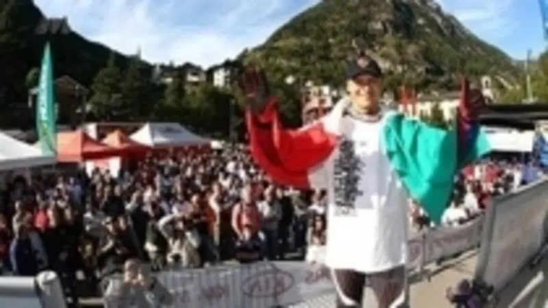 Fabio Lenzi, dopo una lunga lotta con Maurino,  si conferma campione anche nell'outdoor