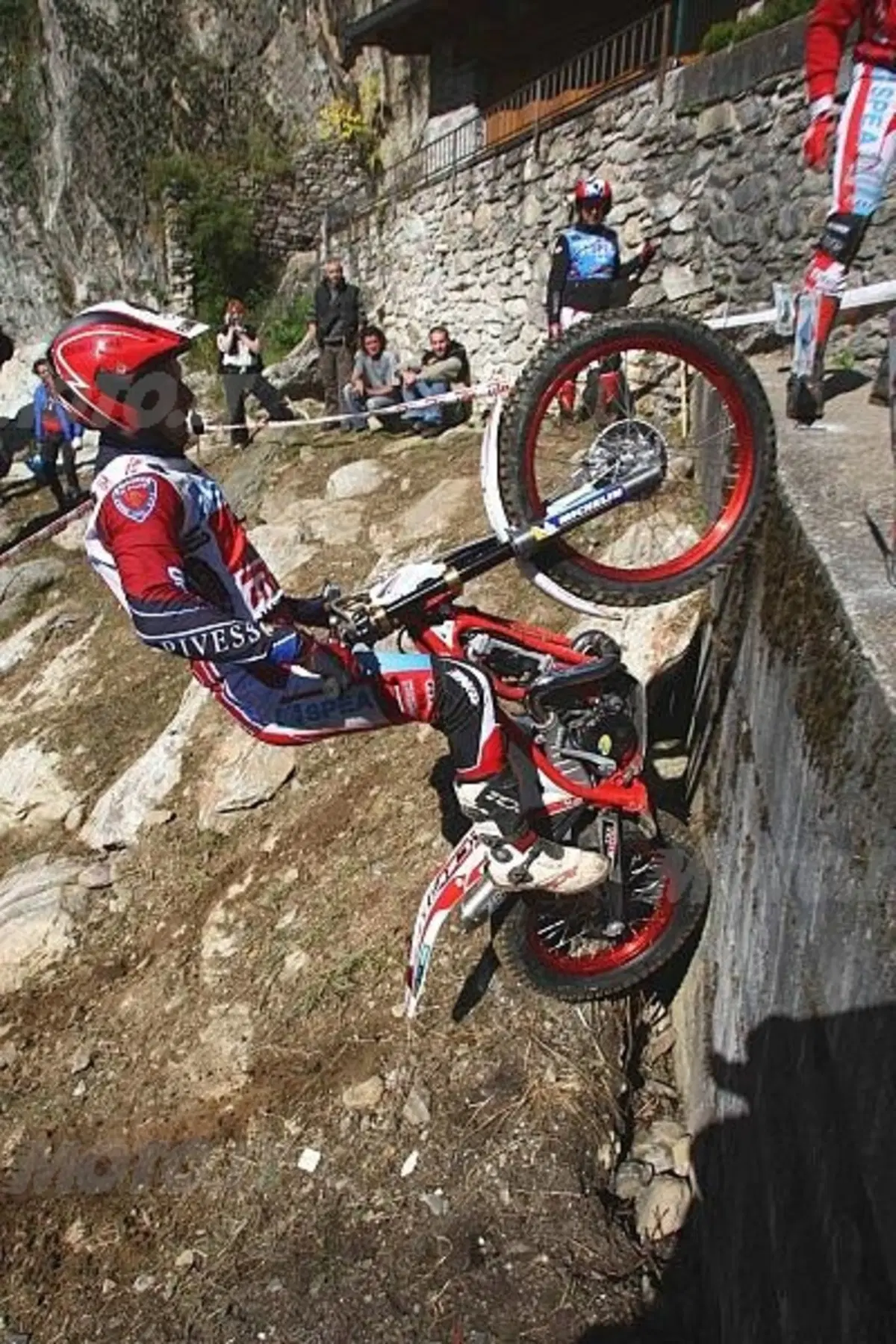 Fabio Lenzi, dopo una lunga lotta con Maurino,  si conferma campione anche nell'outdoor (5)
