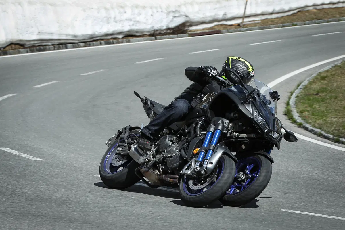 Yamaha Niken. Mutazione del terzo tipo (2)