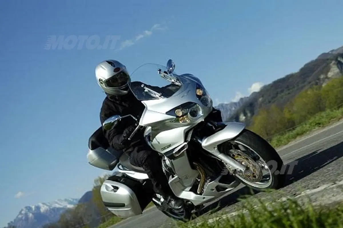 La Polizia di Berlino impiegherà 35 Moto Guzzi Norge (2)