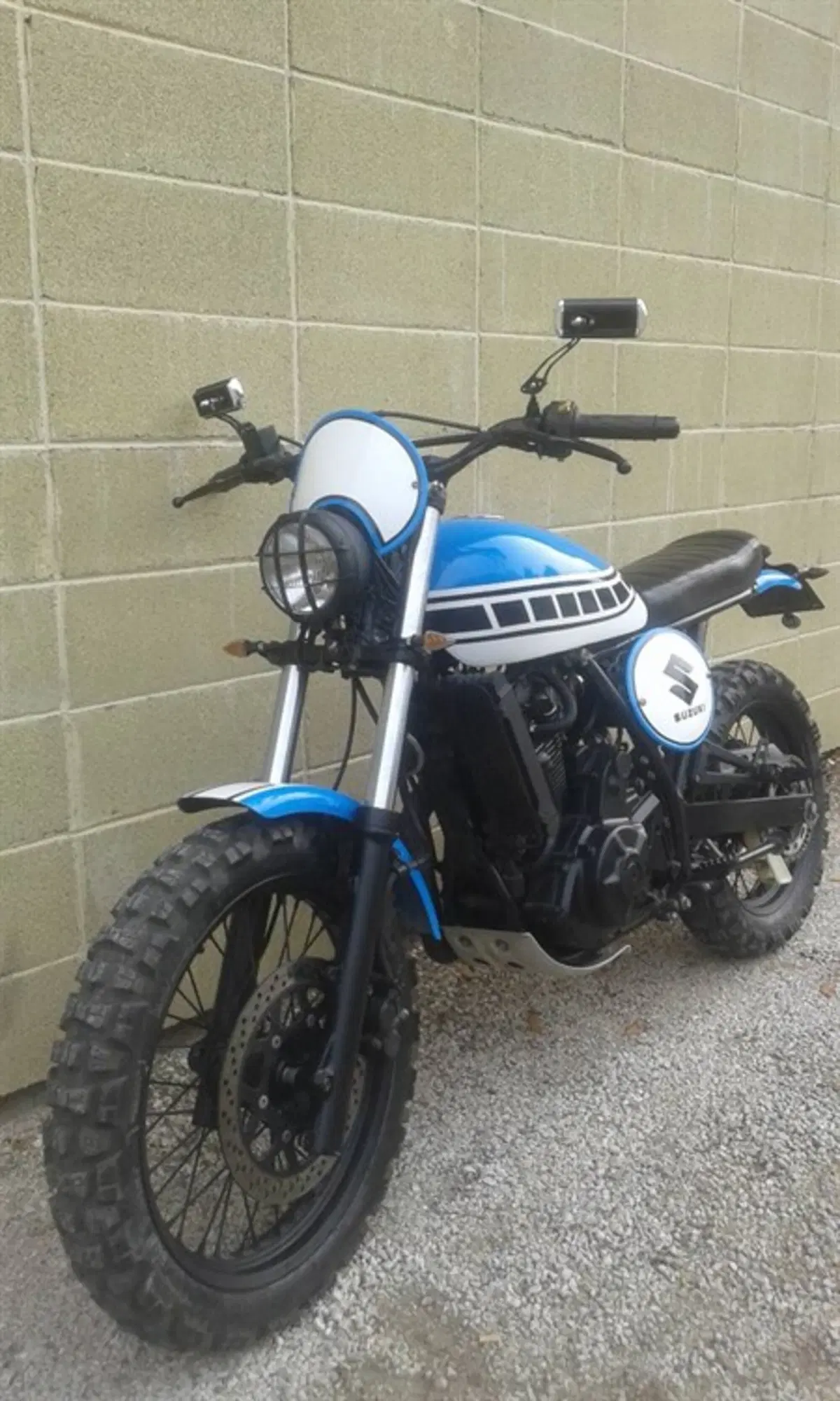 Le Strane di Moto.it: Suzuki DR 650 RSE (2)