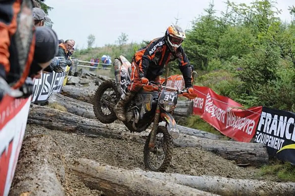 Rivediamo gli Assoluti d'Italia di Enduro del 2008 su Internet. Ecco come! (2)