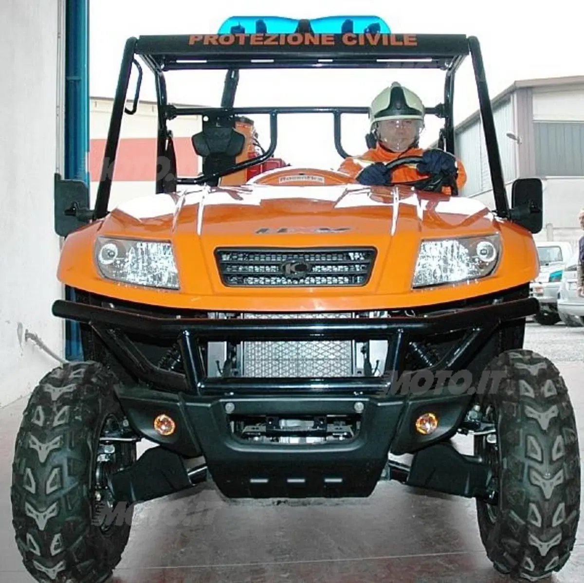UXV 500, un veicolo versatile e multifunzione