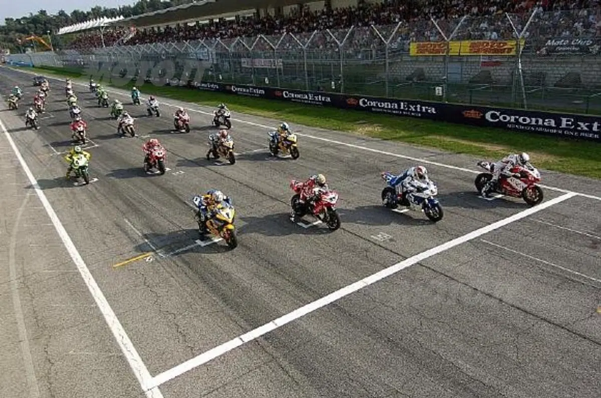 La Superbike lascia Vallelunga e torna ad Imola