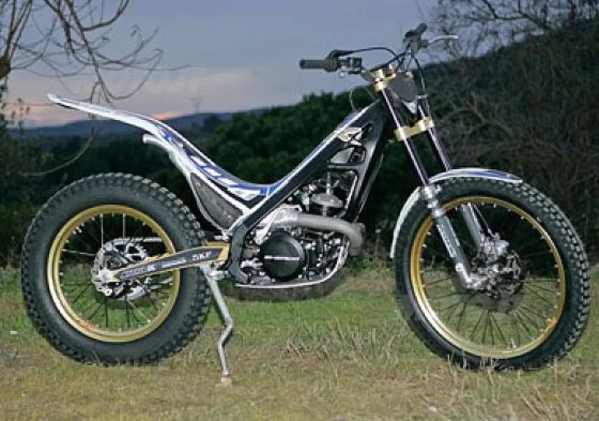 Trial R 2009