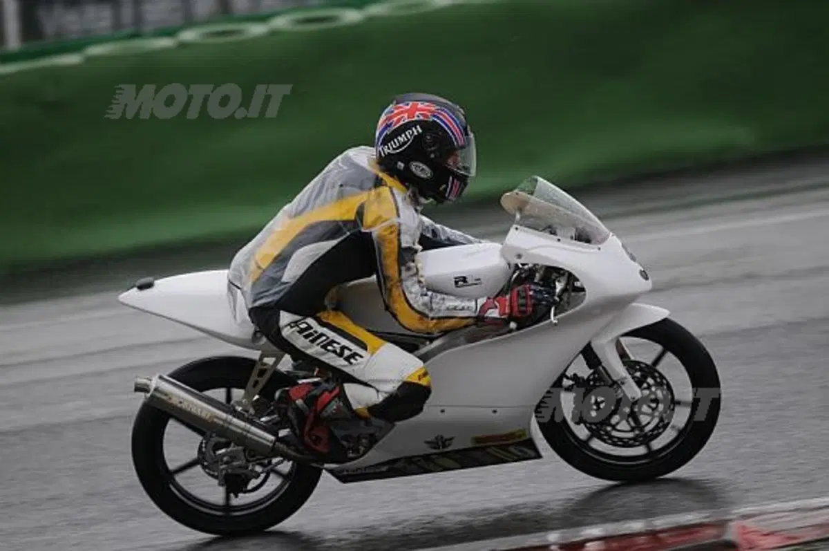 Moriwaki MD 250 H (7)