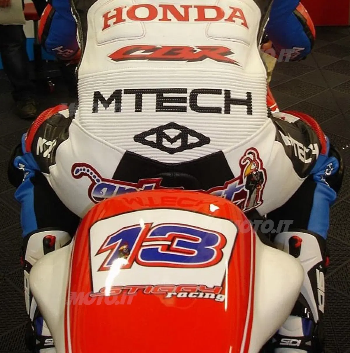 Antony West e MTECH (2)