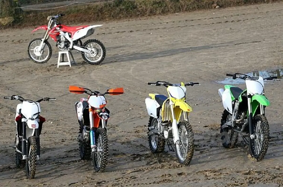 Sul canale 237 di Sky dal 27 febbraio la prova delle 8 regine della MX1. Le protagoniste commentate  (2)