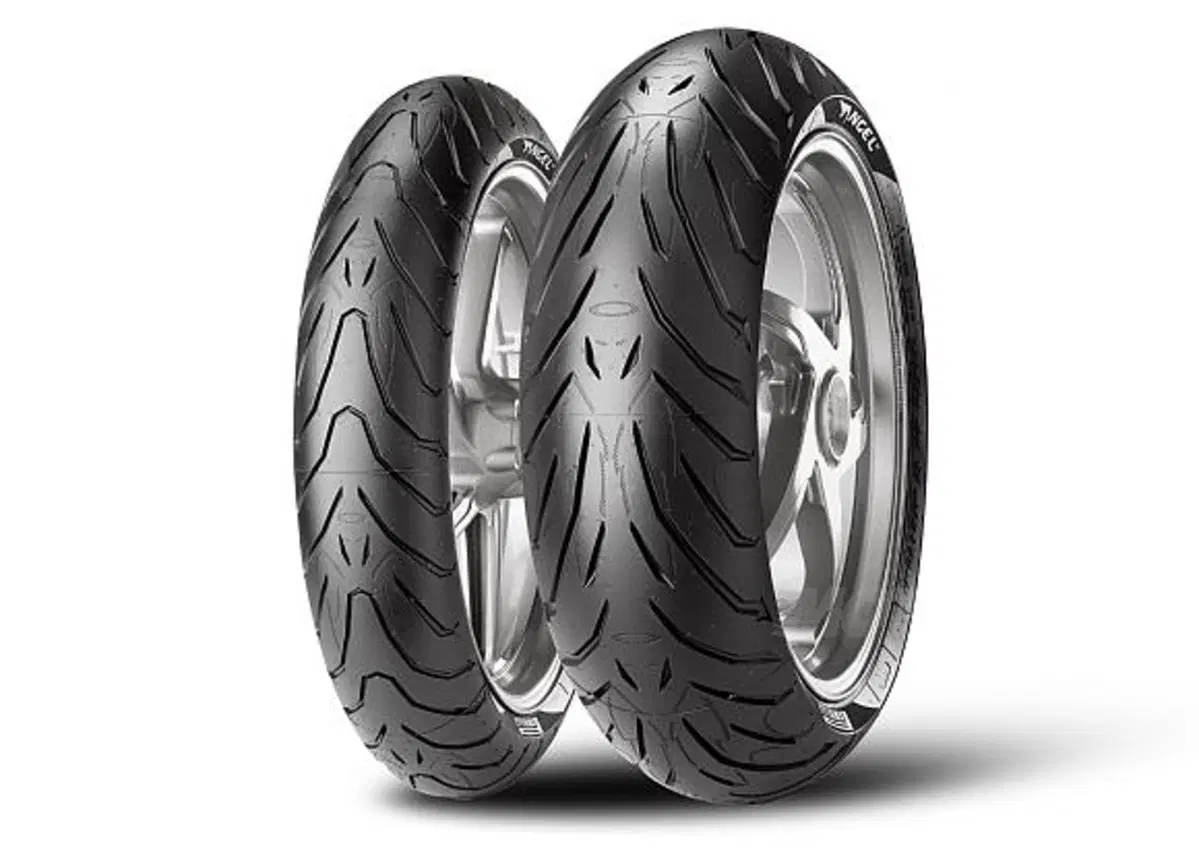 Pirelli e Troy Bayliss per presentare Angel ST (4)