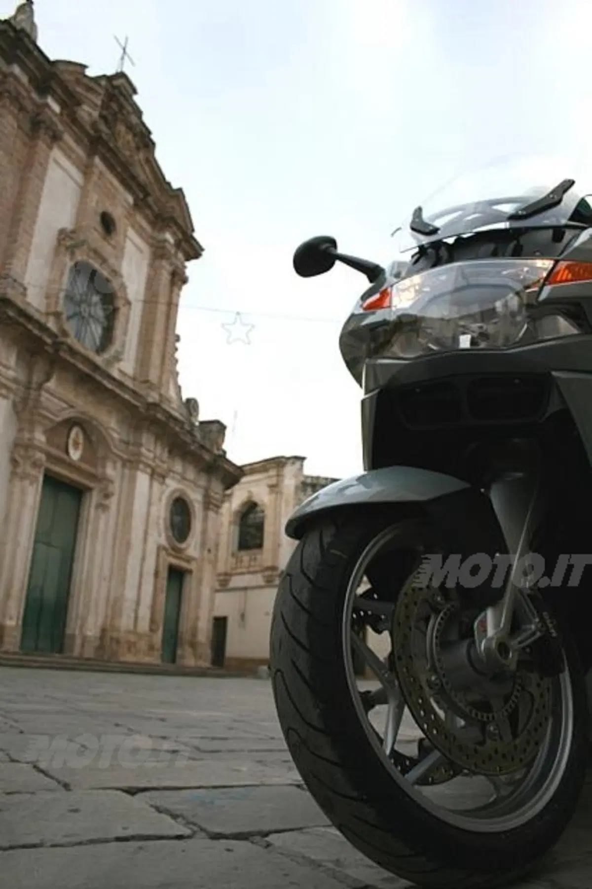 Pirelli e Troy Bayliss per presentare Angel ST (7)