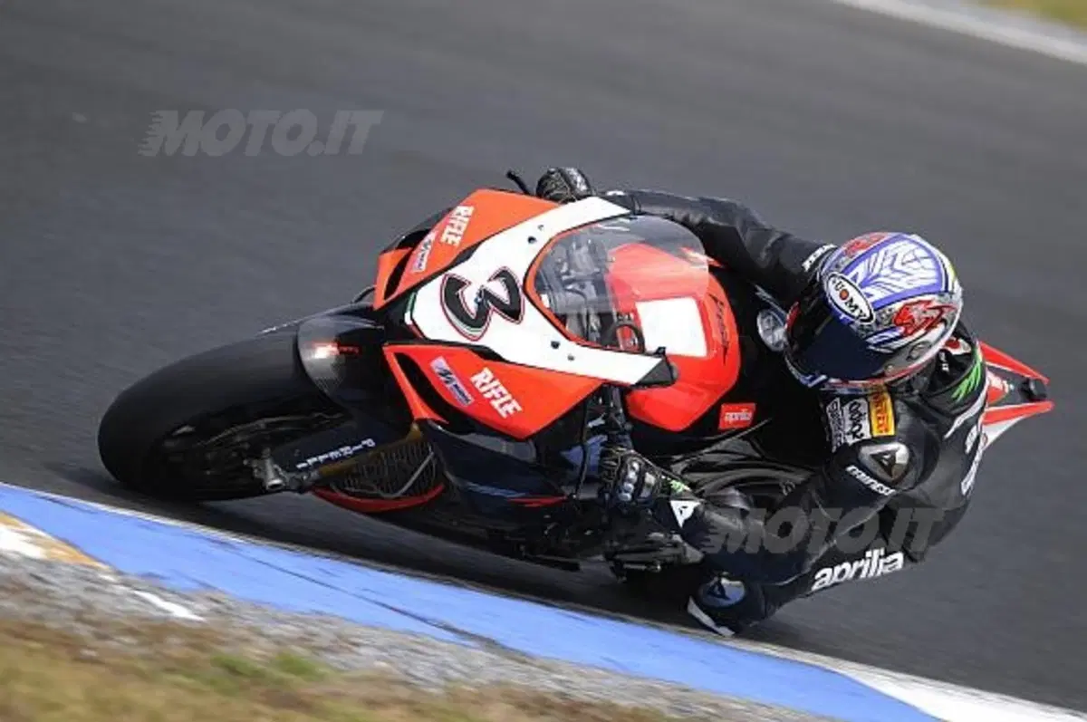 Miglior tempo per Biaggi (2)
