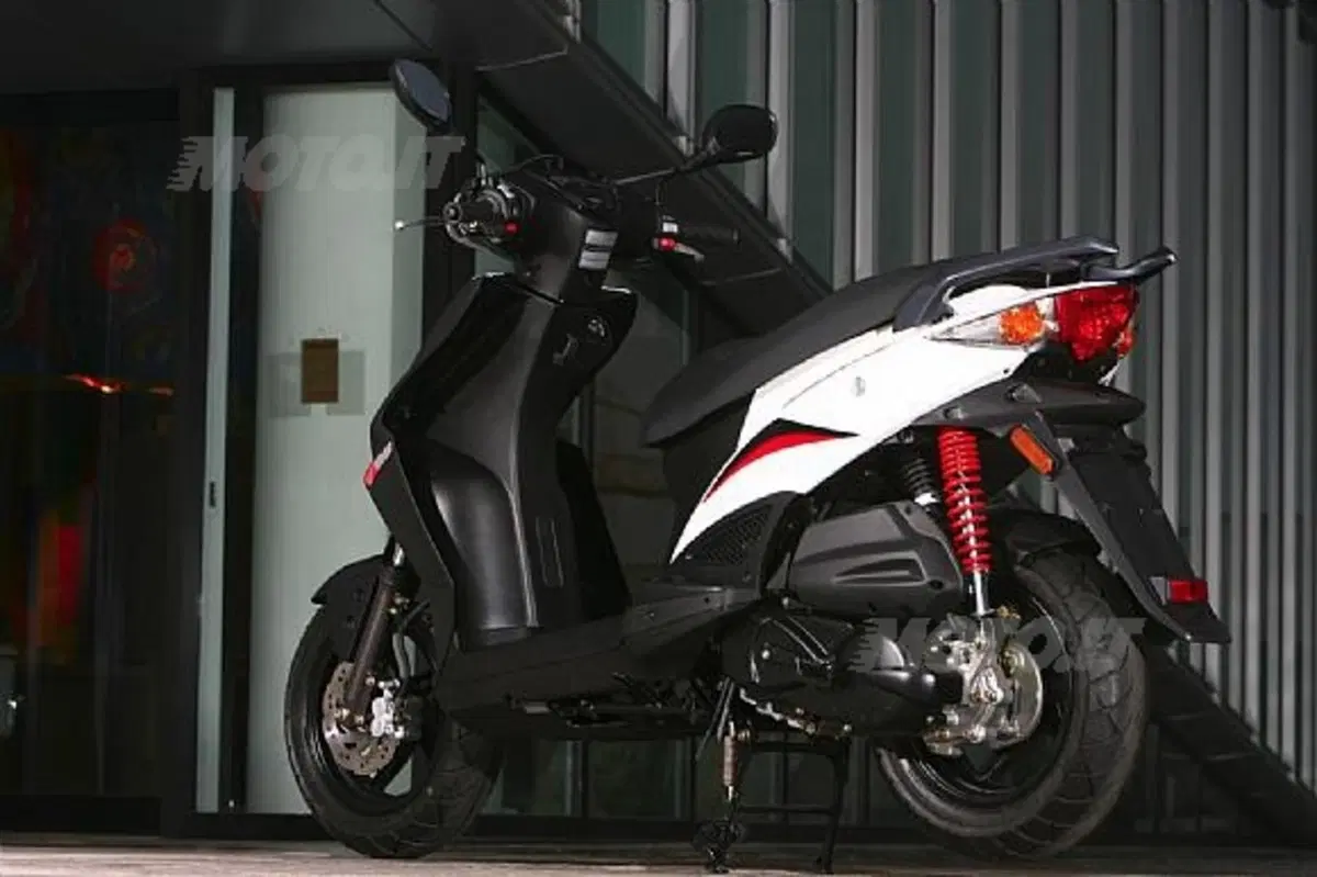 Agility RS ruota 12, 50 e 125cc (2)