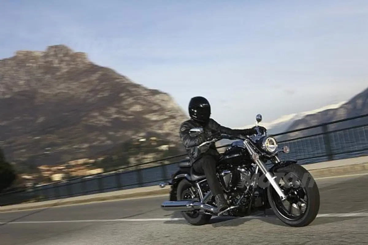 XVS950A Midnight Star (4)