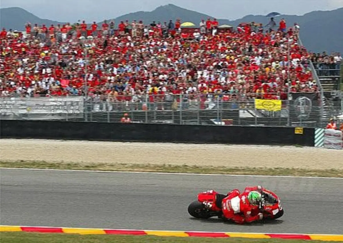Tribuna Ducati al Mugello (3)