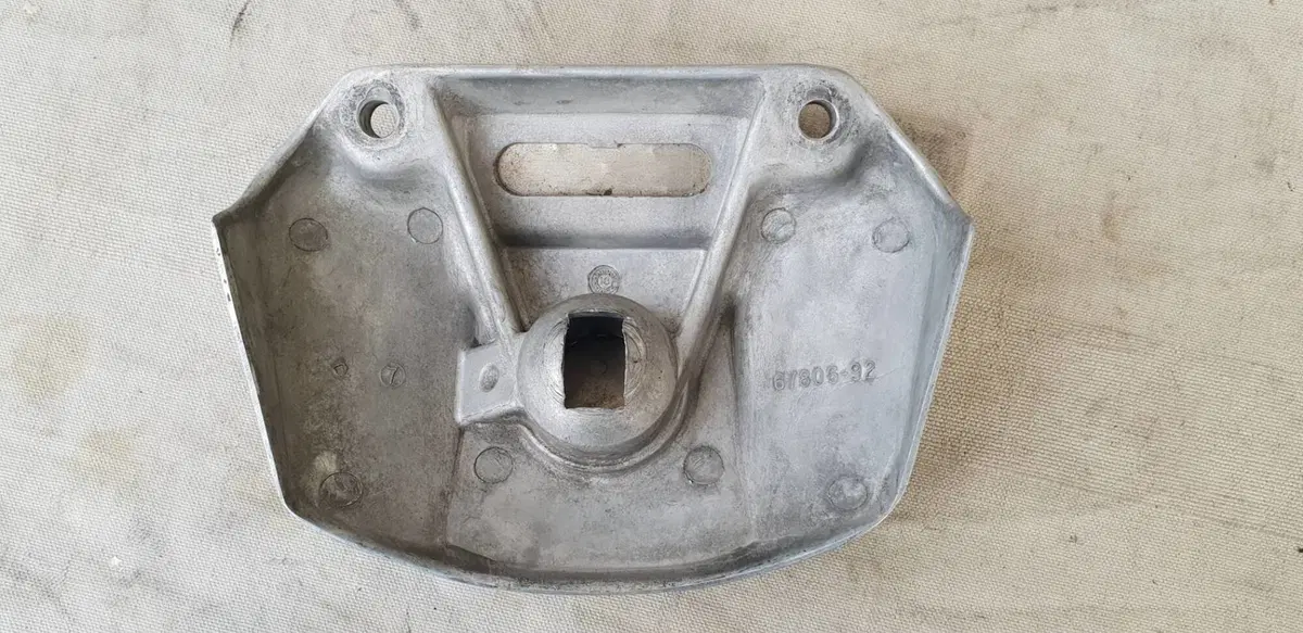 Coperchio faro anteriore Harley Sportster Harley-Davidson (4)