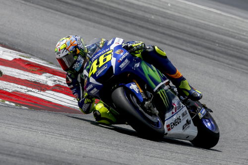 MotoGP. Rossi: Due Yamaha davanti: inaspettato (8)