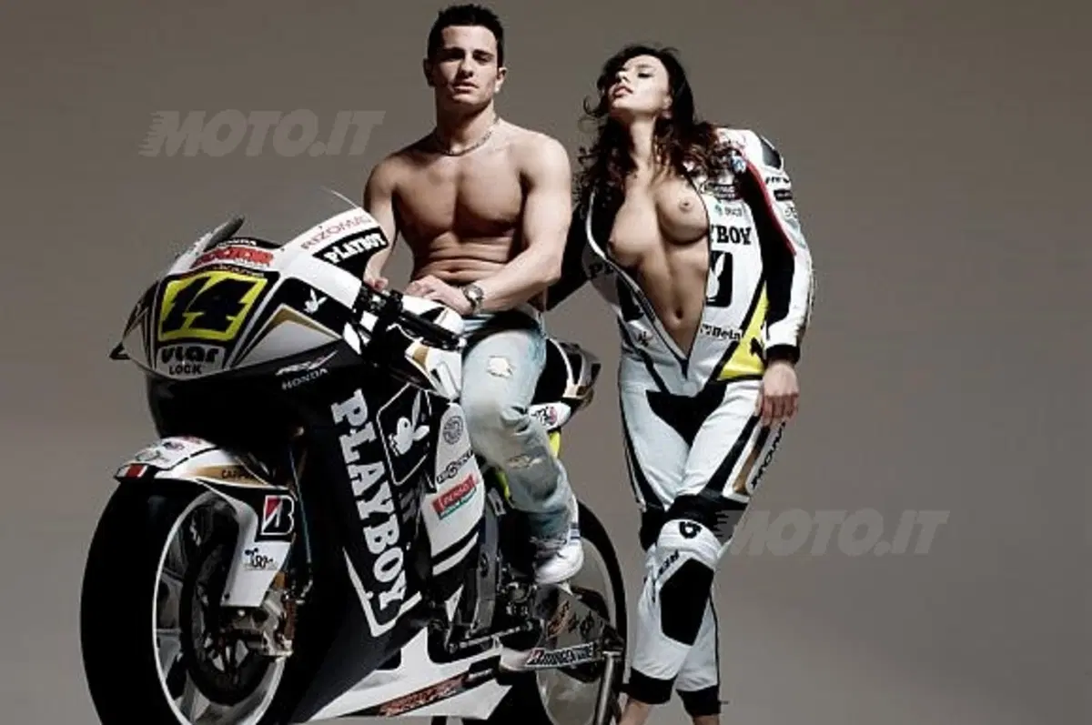 Le conigliette di Playboy arrivano in MotoGP (3)