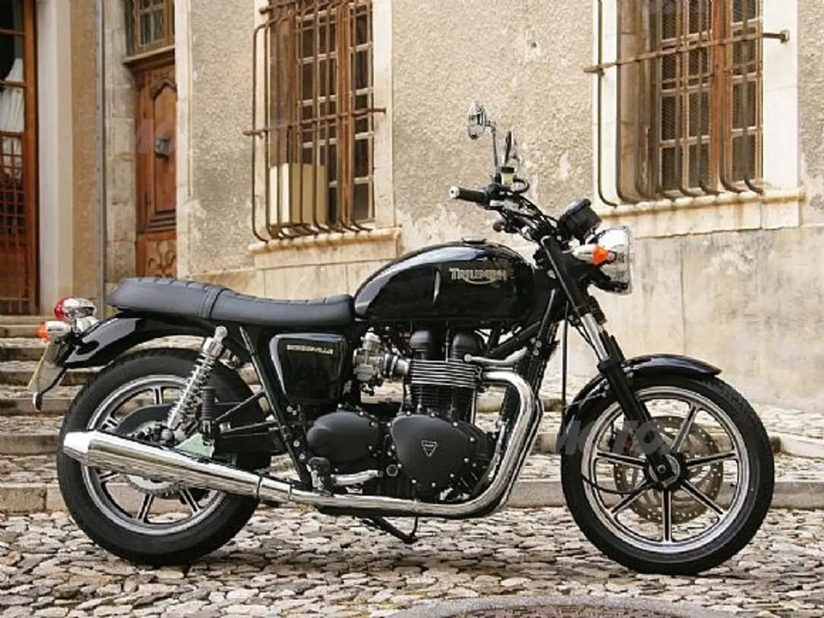 Nuova Bonneville (4)
