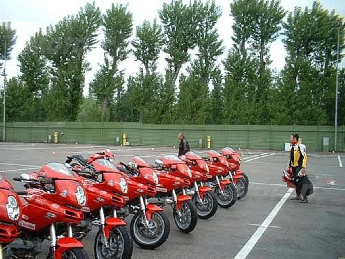 Ducati Riding Experience (4)