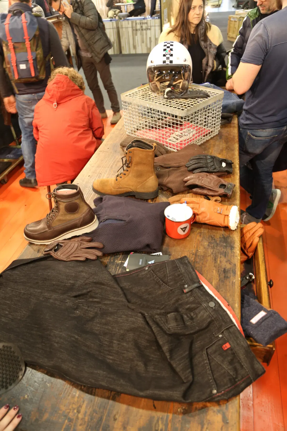 Dainese al MBE con la collezione Vintage (5)