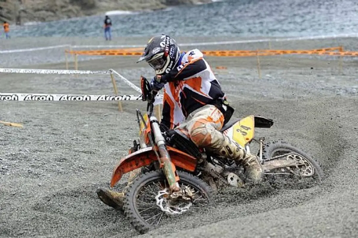 Grande successo per il Trofeo KTM Enduro alle Cinque Terre