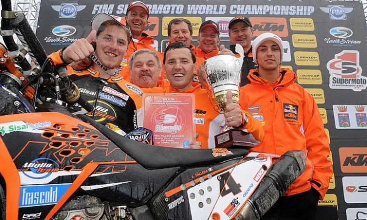 Gara difficile e piovosa per il KTM Italia Team Miglio, ma i giovani si fanno sentire (5)