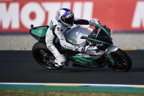 Energica MotoE, De Puniet in sella a Le Mans  (2)