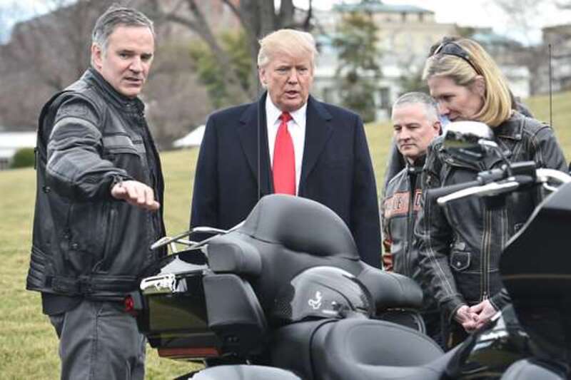 Matt Levatich, CEO di H-D, e Donald Trump il febbraio scorso alla Casa Bianca